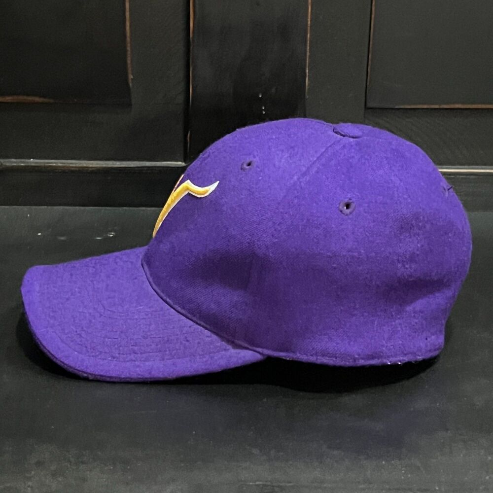Vintage 90s Nike Team Minnesota Vikings Wool Fitted Hat Purple NFL Football 7 - Picture 7 of 10
